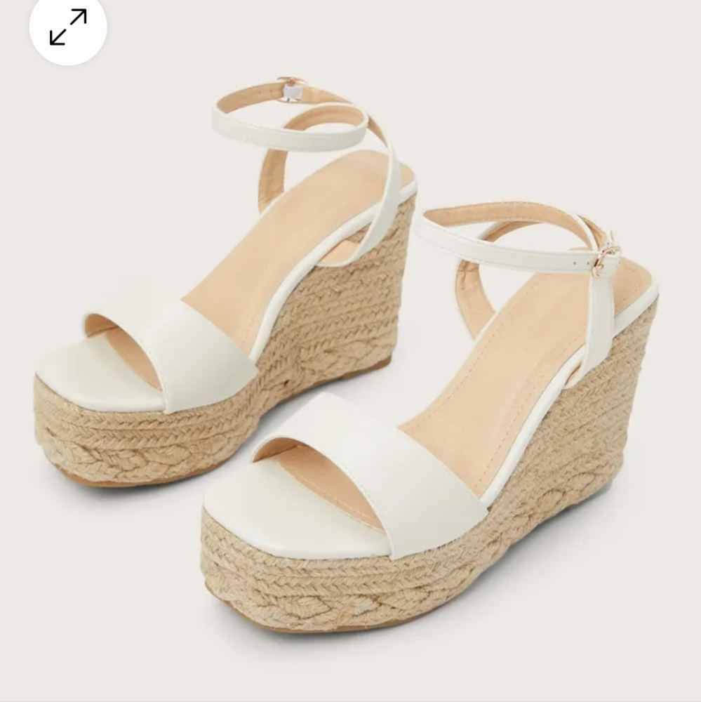 Lulus White platform ankle strap wedges size 7